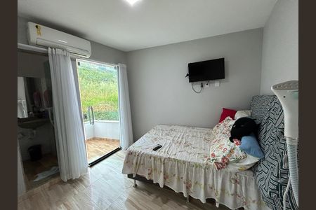 Casa à venda com 110m², 3 quartos e 2 vagasQuarto 1 - Suíte