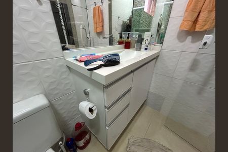 Casa à venda com 110m², 3 quartos e 2 vagasBanheiro da Suíte 2