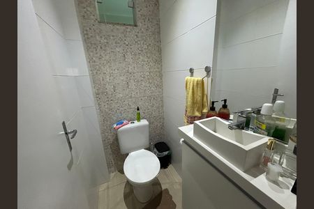 Casa à venda com 110m², 3 quartos e 2 vagasLavabo 2