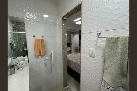 Casa à venda com 110m², 3 quartos e 2 vagasBanheiro da Suíte 2