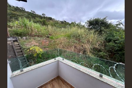 Casa à venda com 110m², 3 quartos e 2 vagasVaranda da suíte 1