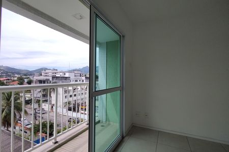 Apartamento à venda com 65m², 2 quartos e 1 vaga Apartamento à venda com 65m², 2 quartos e 1 vagaSala