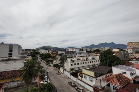 Apartamento à venda com 65m², 2 quartos e 1 vaga Apartamento à venda com 65m², 2 quartos e 1 vagaVista