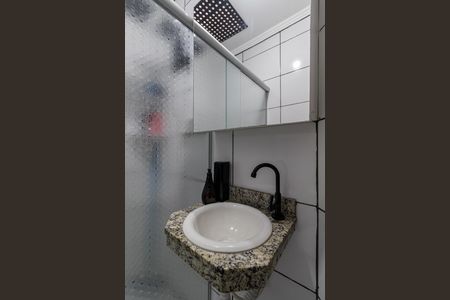 Casa de condomínio para alugar com 50m², 2 quartos e 1 vaga Casa de condomínio para alugar com 50m², 2 quartos e 1 vagaBanheiro