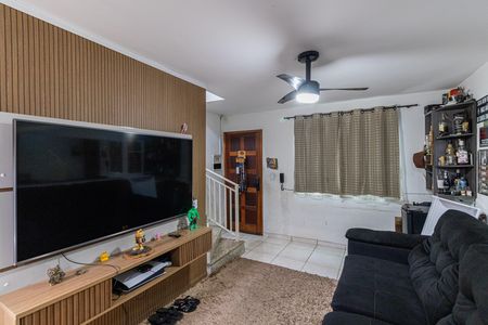 Casa de condomínio para alugar com 50m², 2 quartos e 1 vaga Casa de condomínio para alugar com 50m², 2 quartos e 1 vagaSala e Cozinha
