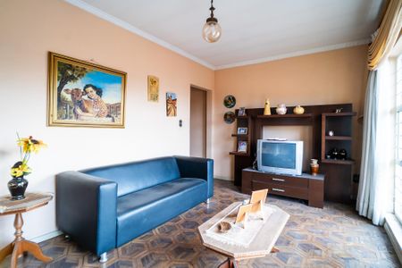 Casa para alugar com 310m², 2 quartos e 1 vaga Casa para alugar com 310m², 2 quartos e 1 vagaSala