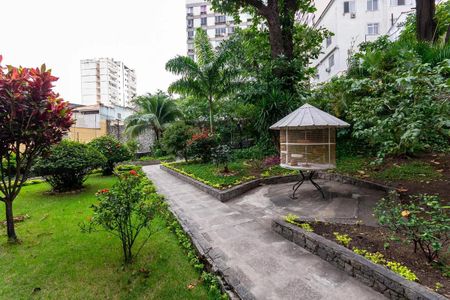 Apartamento para alugar com 100m², 2 quartos e 1 vagaÁrea comum