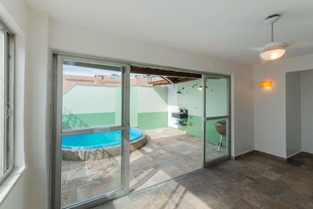 Apartamento para alugar com 100m², 2 quartos e 1 vagaCobertura