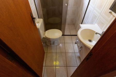 Casa à venda com 271m², 3 quartos e 4 vagasBANHEIRO SOCIAL