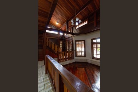 Casa à venda com 271m², 3 quartos e 4 vagasSALA