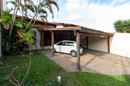 Casa à venda com 271m², 3 quartos e 4 vagasÁREA EXTERNA FACHADA FRENTE