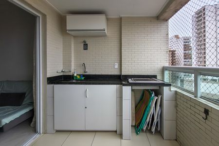 Apartamento para alugar com 55m², 1 quarto e 1 vagaSacada