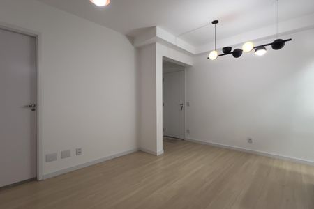 Sala de apartamento para alugar com 1 quarto, 43m² em Vila Rosalia, Guarulhos