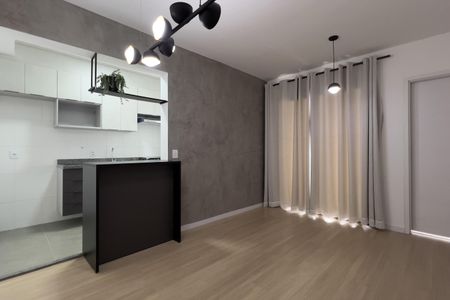 Sala de apartamento para alugar com 1 quarto, 43m² em Vila Rosalia, Guarulhos