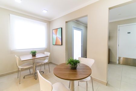 Apartamento para alugar com 41m², 2 quartos e sem vaga Apartamento para alugar com 41m², 2 quartos e sem vagaÁrea comum - Salão de festas