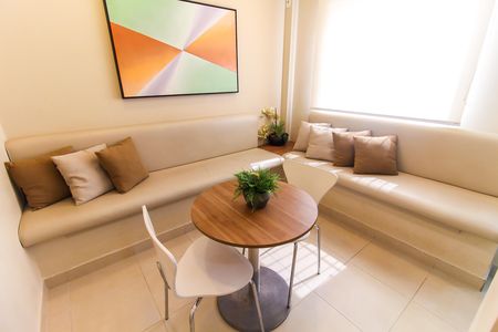 Apartamento para alugar com 41m², 2 quartos e sem vaga Apartamento para alugar com 41m², 2 quartos e sem vagaÁrea comum - Salão de festas