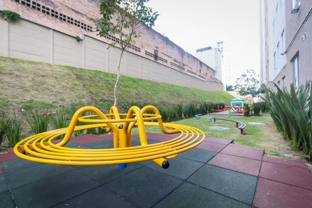Apartamento à venda com 32m², 2 quartos e sem vaga Apartamento à venda com 32m², 2 quartos e sem vagaÁrea comum - Playground