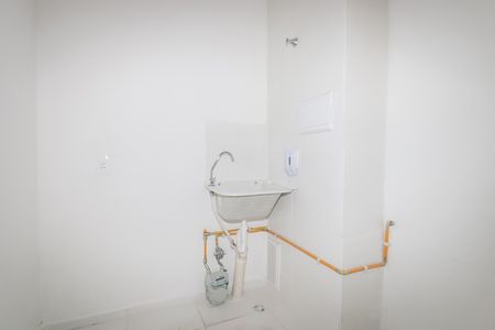 Apartamento à venda com 32m², 2 quartos e sem vaga Apartamento à venda com 32m², 2 quartos e sem vagaCozinha e Área de Serviço