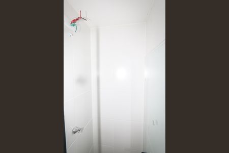Banheiro de apartamento para alugar com 2 quartos, 32m² em Vila Suzana, São Paulo