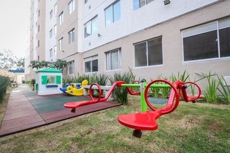 Apartamento à venda com 32m², 2 quartos e sem vaga Apartamento à venda com 32m², 2 quartos e sem vagaÁrea comum - Playground
