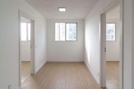 Sala de apartamento para alugar com 2 quartos, 34m² em Usina Piratininga, São Paulo
