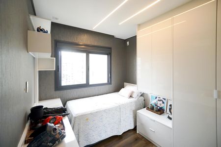 Apartamento à venda com 106m², 2 quartos e 2 vagas Apartamento à venda com 106m², 2 quartos e 2 vagasQuarto