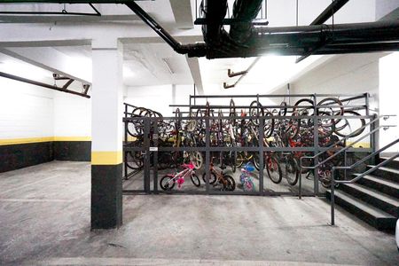 Apartamento à venda com 106m², 2 quartos e 2 vagas Apartamento à venda com 106m², 2 quartos e 2 vagasBicicletário
