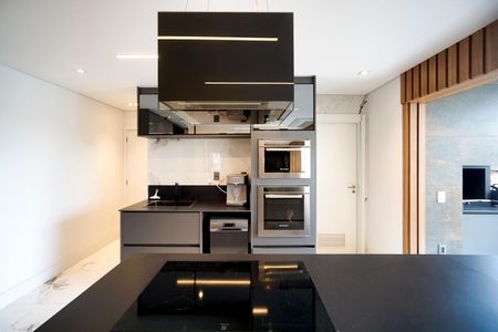 Apartamento à venda com 106m², 2 quartos e 2 vagas Apartamento à venda com 106m², 2 quartos e 2 vagasCozinha