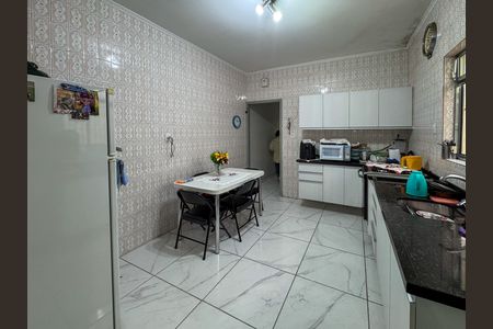 Casa à venda com 150m², 2 quartos e 2 vagas
