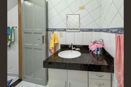 Casa à venda com 150m², 2 quartos e 2 vagas