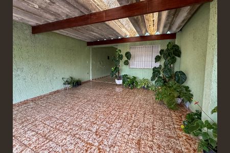 Casa à venda com 150m², 2 quartos e 2 vagas