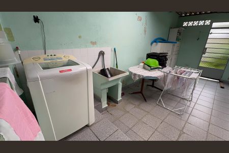 Casa à venda com 150m², 2 quartos e 2 vagas