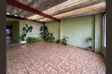 Casa à venda com 150m², 2 quartos e 2 vagas