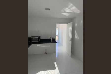 Casa de Condomínio para alugar com 3 quartos, 120m² em Ilha de Guaratiba, Rio de Janeiro
