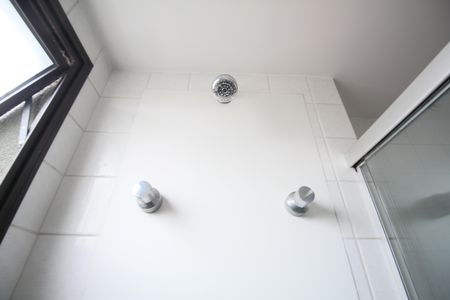 Apartamento à venda com 130m², 5 quartos e 3 vagasBanheiro Social - Chuveiro