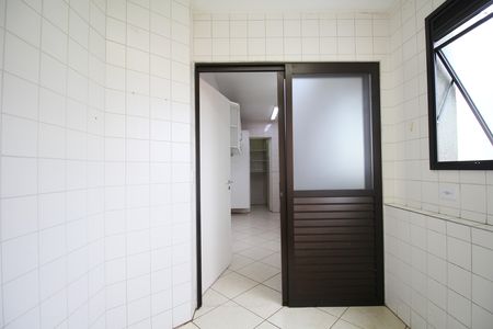 Apartamento à venda com 130m², 5 quartos e 3 vagasÁrea de Serviço