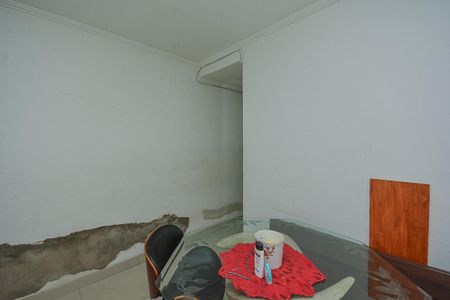 Casa à venda com 140m², 4 quartos e 2 vagas Casa à venda com 140m², 4 quartos e 2 vagasSala de Jantar