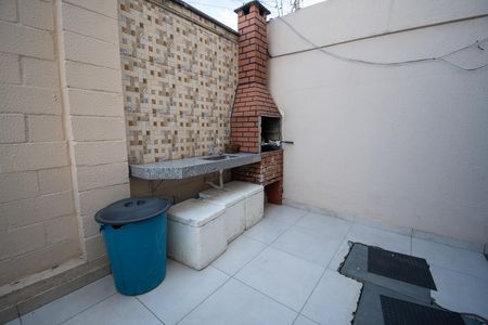 Apartamento à venda com 47m², 2 quartos e 1 vaga Apartamento à venda com 47m², 2 quartos e 1 vagaÁrea comum - Churrasqueira