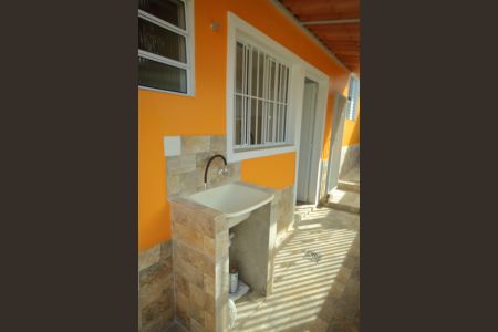 Casa para alugar com 20m², 1 quarto e sem vagaÁrea de Serviço