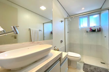 Apartamento à venda com 105m², 3 quartos e 2 vagasBanheiro