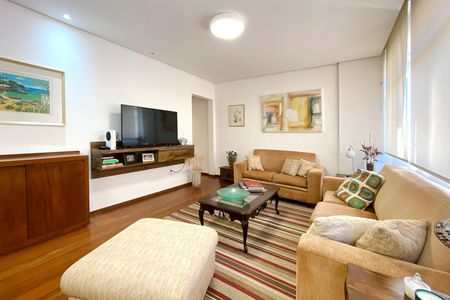 Apartamento à venda com 105m², 3 quartos e 2 vagasSala