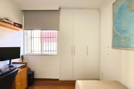 Apartamento à venda com 105m², 3 quartos e 2 vagasQuarto 3
