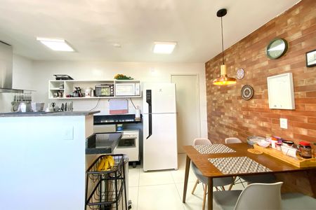 Apartamento à venda com 105m², 3 quartos e 2 vagasCozinha