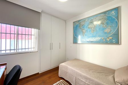 Apartamento à venda com 105m², 3 quartos e 2 vagasQuarto 3