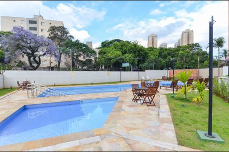 Apartamento à venda com 62m², 2 quartos e 1 vagaÁrea comum - Piscina