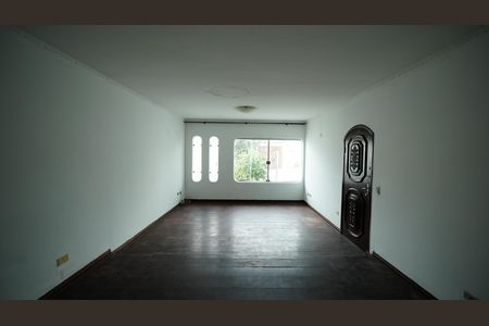 Casa para alugar com 124m², 2 quartos e 2 vagasSala