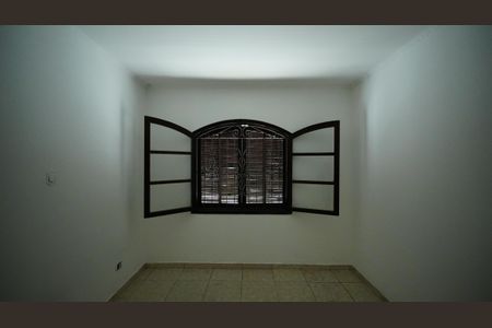 Casa para alugar com 124m², 2 quartos e 2 vagasQuarto 1