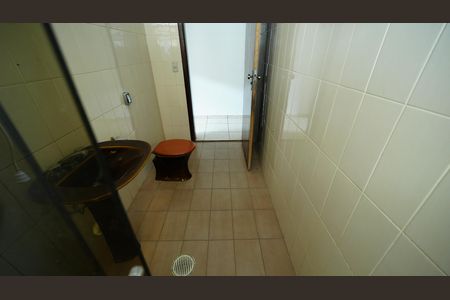 Casa para alugar com 124m², 2 quartos e 2 vagasBanheiro Social