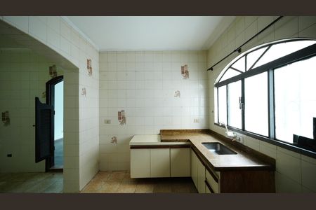 Casa para alugar com 124m², 2 quartos e 2 vagasCozinha