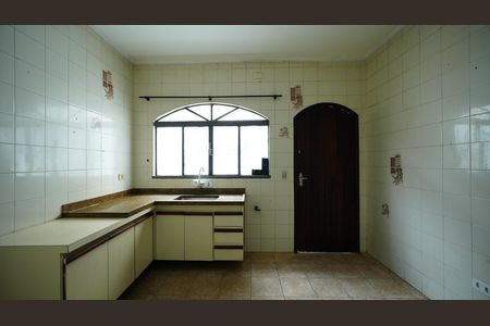 Casa para alugar com 124m², 2 quartos e 2 vagasCozinha